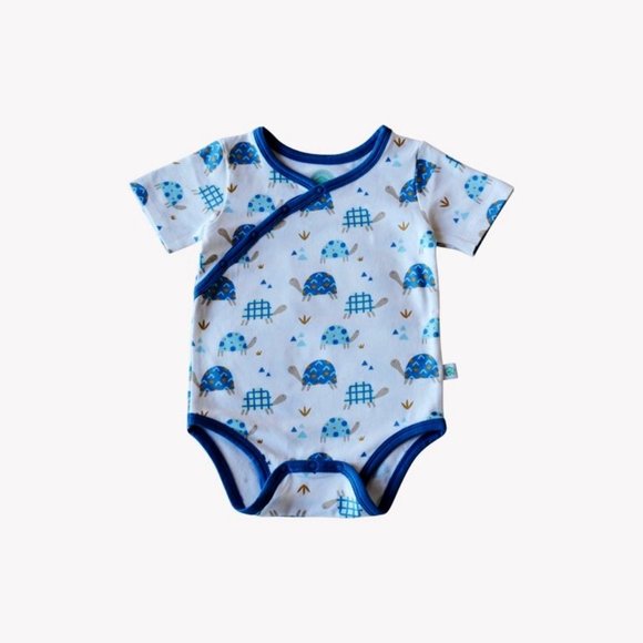 ELEPHANT MOON - Shoulder Snap Short Sleeved Onesie - Toby Tortoise - Picture 1 of 1